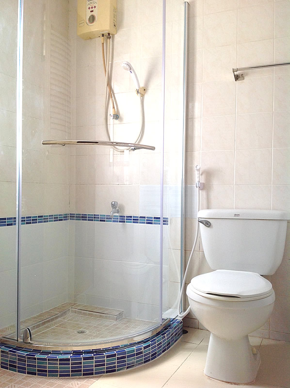 En-Suite Walk in Shower